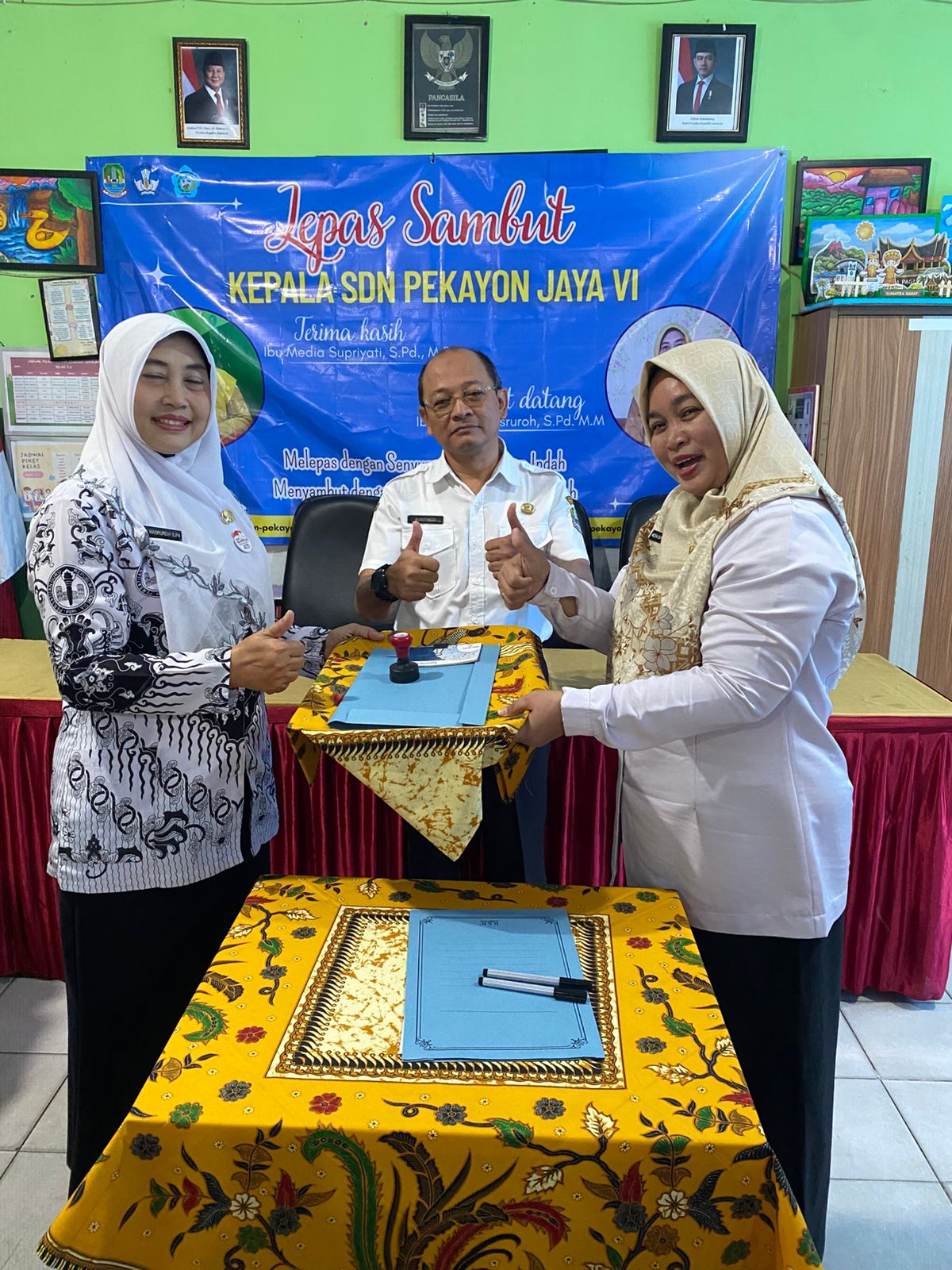 Lepas Sambut Kepala Sekolah BAru