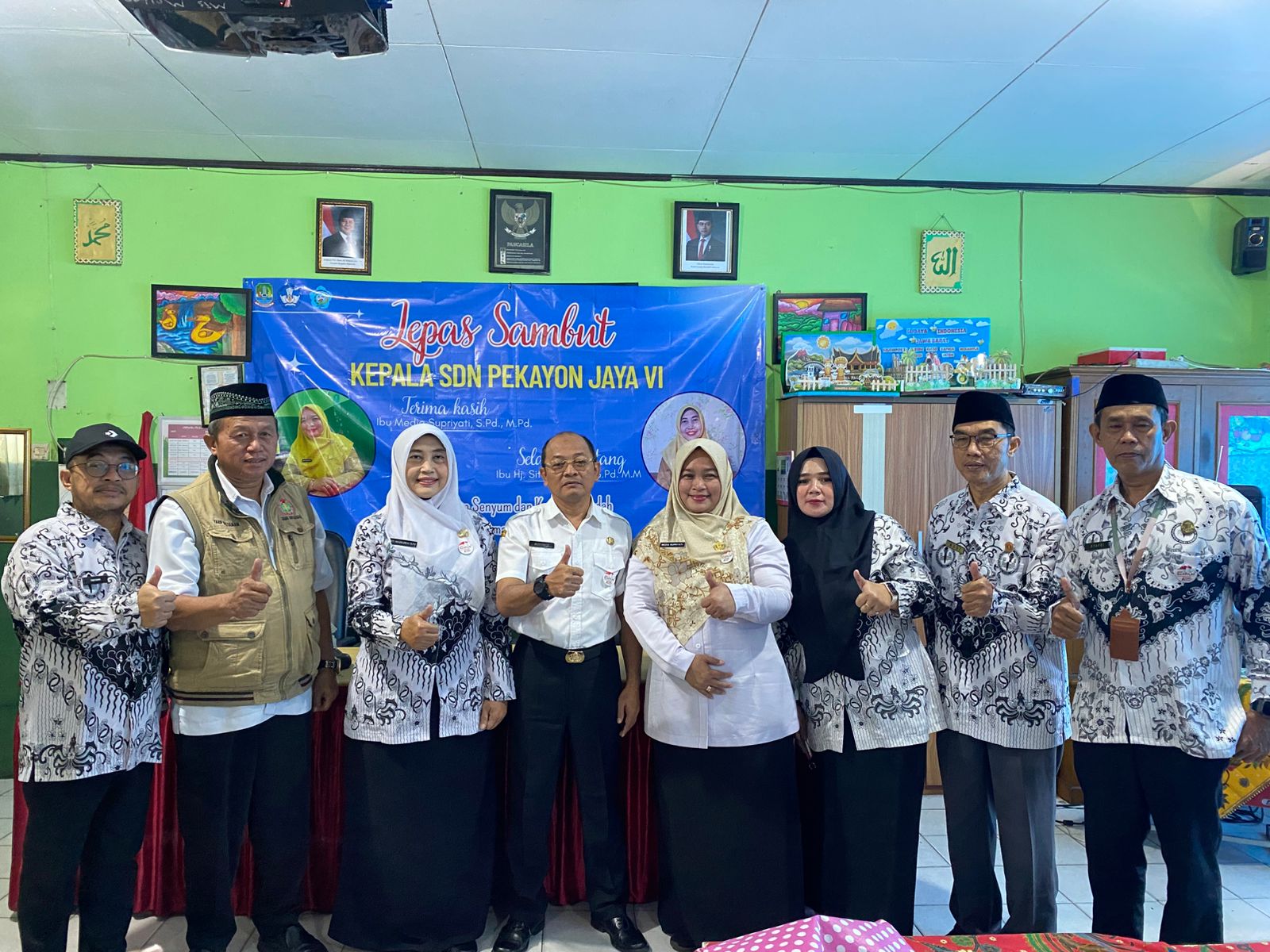 Lepas Sambut Kepala Sekolah BAru