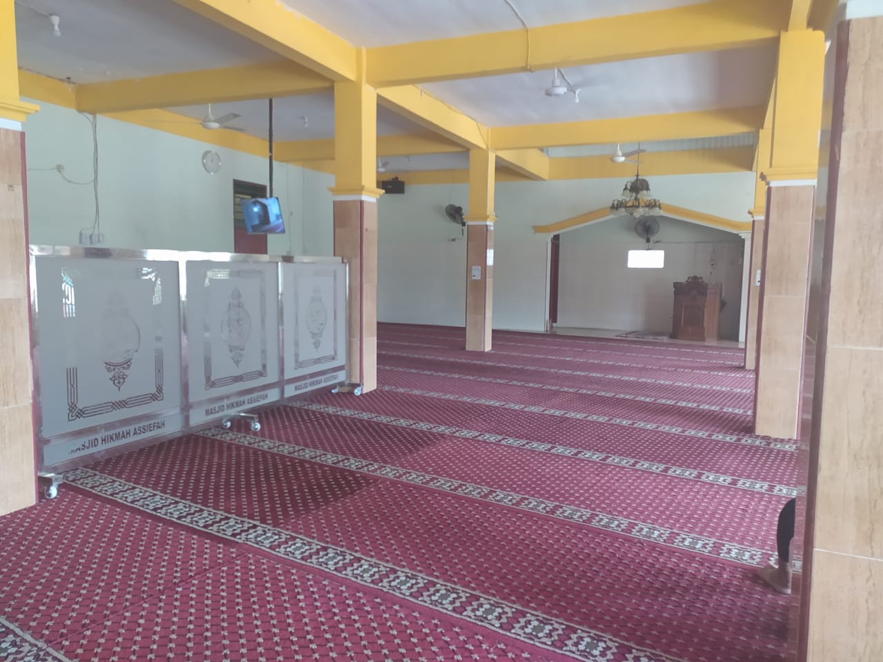 Foto masjid sekolah