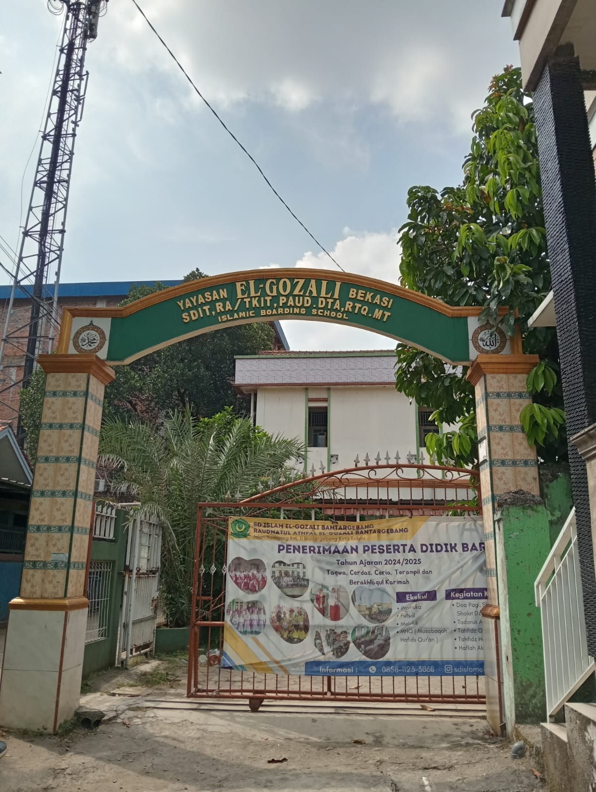 Plang Sekolah