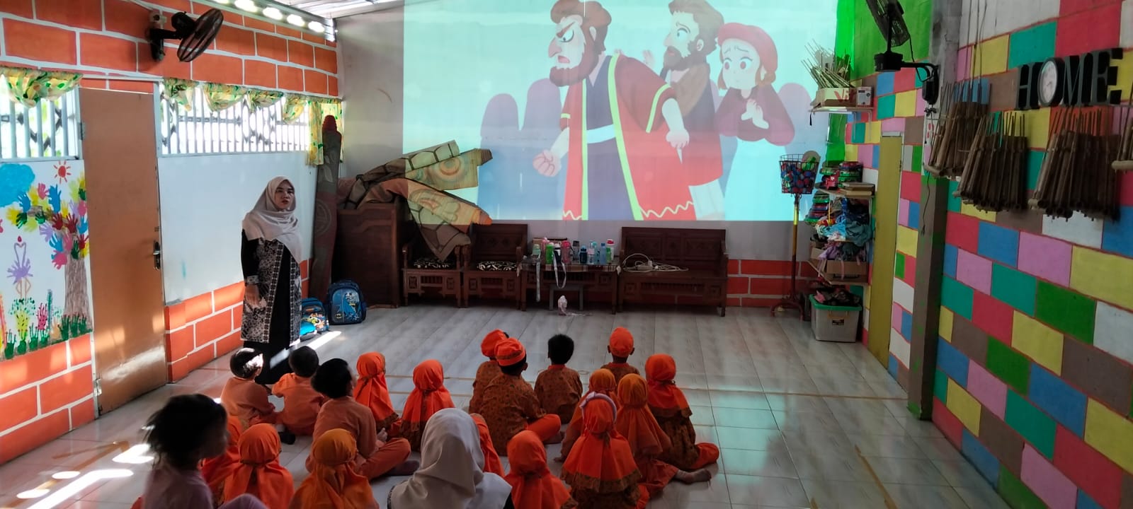 Kegiatan Nonton Bersama memperingati Maulid Nabi Muhammad SAW